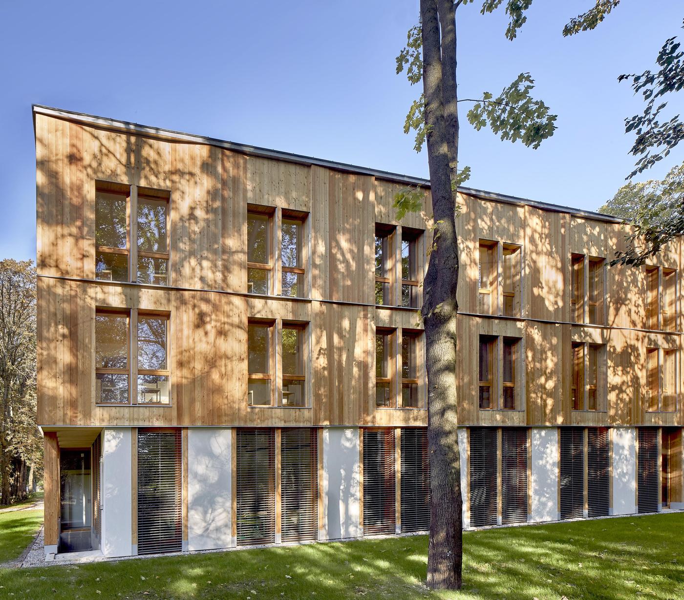 MAISON D'EDUCATION DE LA LEGION D'HONNEUR